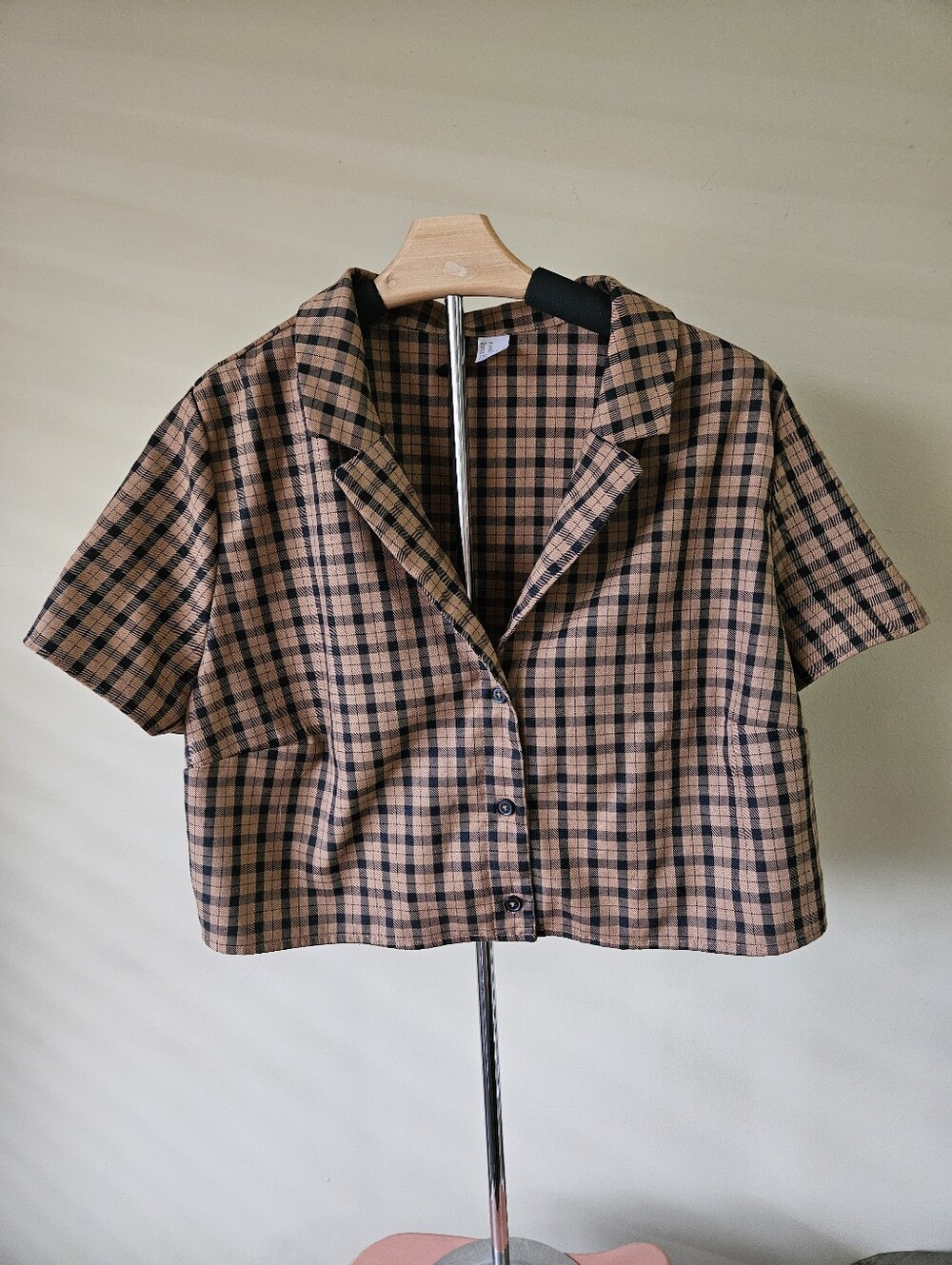 H&M Divided Plaid Cropped Shirt - Size XL